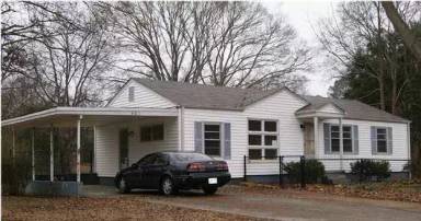 Main picture of 401 Dalton Dr