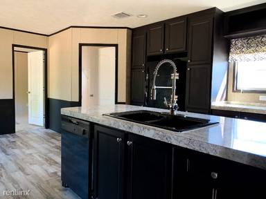 Main picture of Gulf Stream Manor MHC