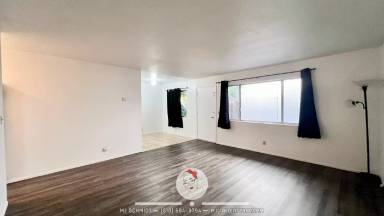 Main picture of 815 Kains Ave