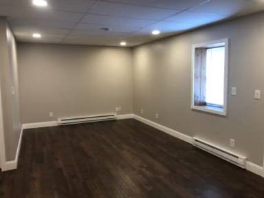 Main picture of 128 S Chestnut St