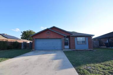 Main picture of 3904 Seahorse Dr