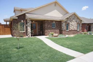 Main picture of 4414 105th St