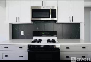 Main picture of 2205 Falcon Dr