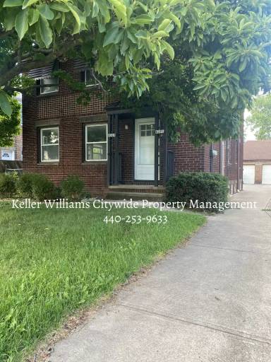 Main picture of 4389 W 140th St