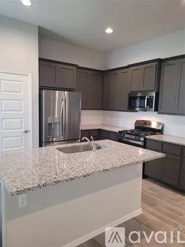 Main picture of 121 Stone Canyon Dr