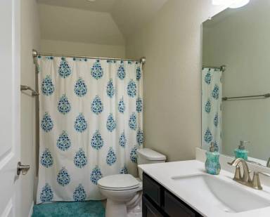 Main picture of 517 Windward Dr