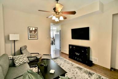 Main picture of 4041 N Monticello Ave