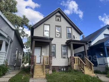 Main picture of 2632 N 24th Pl