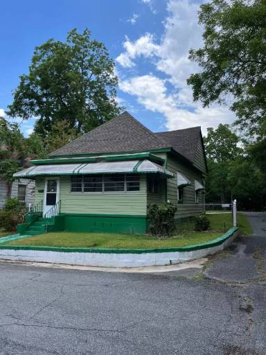 Main picture of 336 Empire Ave