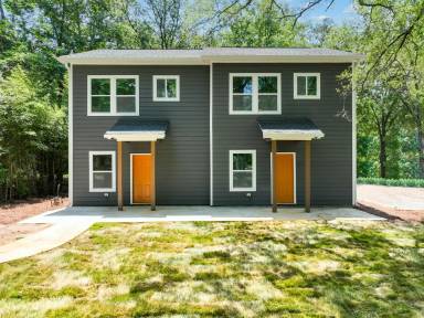Main picture of 87 Hennon Dr NW