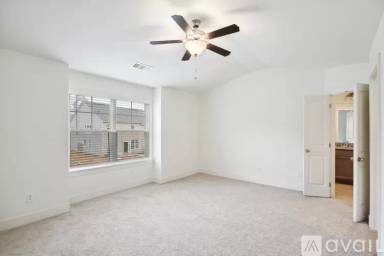 Main picture of 7641 Squire Ct