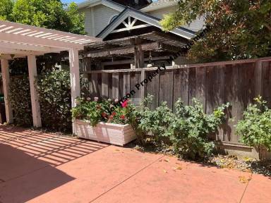 Main picture of 1156 Tiffany Ln