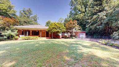 Main picture of 3 Knob Hill Rd