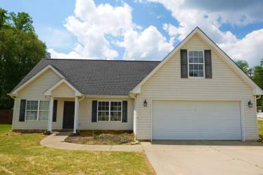 Main picture of 133 Lauren Wood Cir