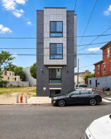 Main picture of 122 E CUMBERLAND ST