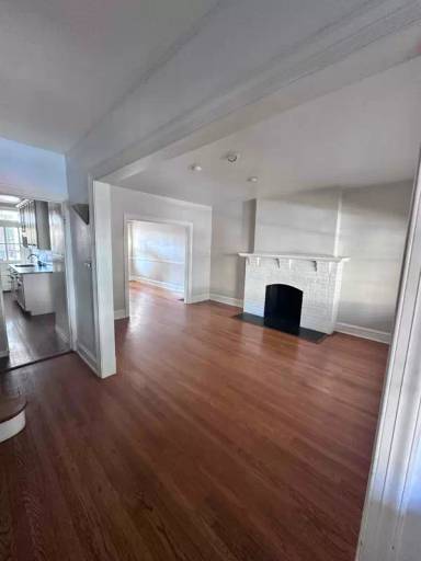 Main picture of 3423 Ellwood Ave