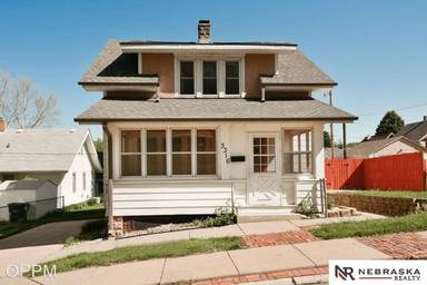 Main picture of 3316 Spring St
