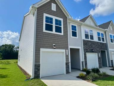 Main picture of 1105 Weavers Trace Dr