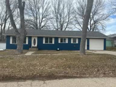 Main picture of 256 2nd Ave