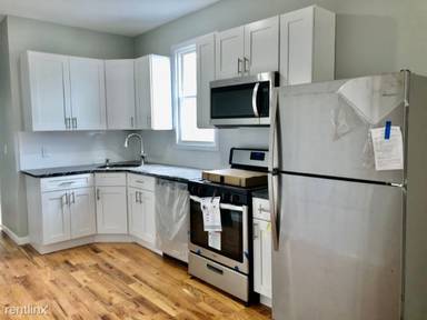 Main picture of 67 Grant Ave