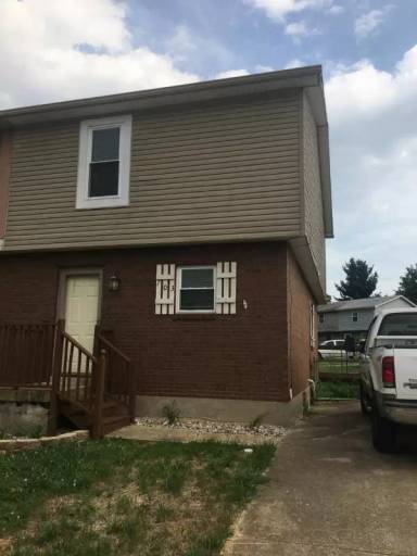 Main picture of 703 Brian Ct