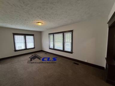 Main picture of 1725 Garfield Ave