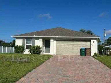 Main picture of 3438 NE 8th Pl