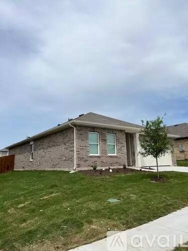 Main picture of 716 Holly St