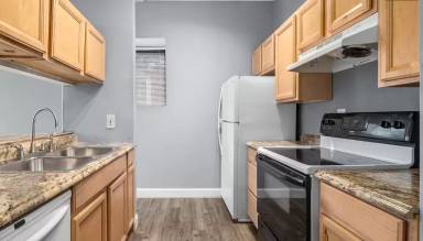 Main picture of 1935 Withnell Ave
