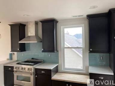 Main picture of 511 McConnell Ave