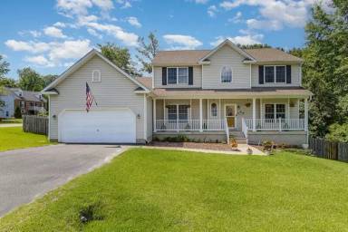 Main picture of 11814 Gardenia Dr