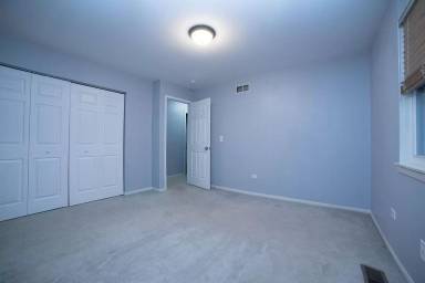 Main picture of 2213 Pontiac Cir