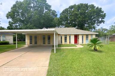Main picture of 7518 Canary Cir