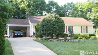 Main picture of 105 Vermont Dr