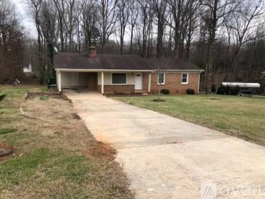 Main picture of 2066 Eaker Dr