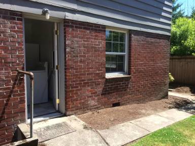 Main picture of 1636 SE Taylor St