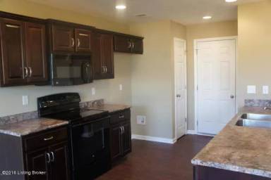 Main picture of 156 Benjamin Pl