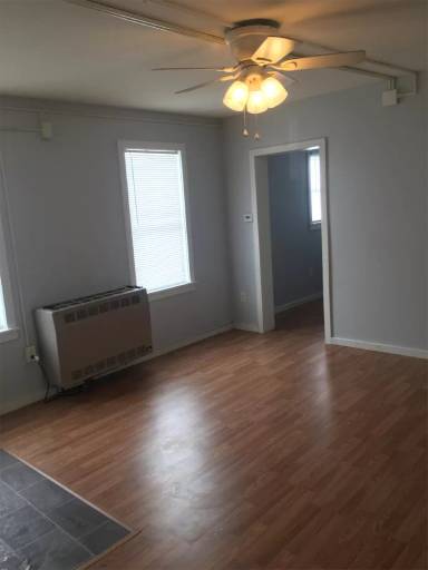 Main picture of 20 River St