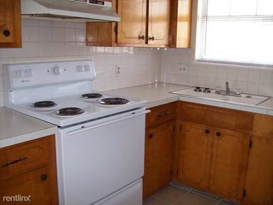 Main picture of 418 S 1st St