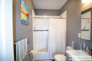 Main picture of 85 Surrey St