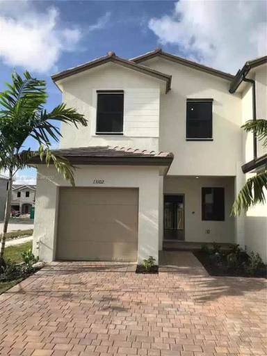 Main picture of 13102 SW 232nd Ln