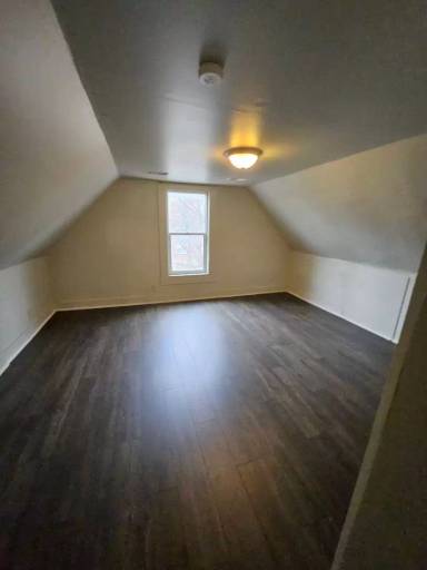 Main picture of 207 W Columbia St