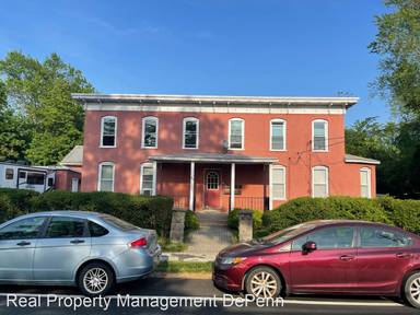 Main picture of 96 S Main St