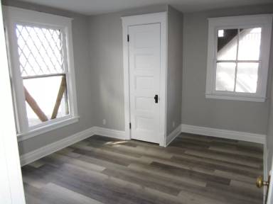 Main picture of 119 Tennyson Ct