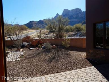 Main picture of 2551 E Della Roccia Ct