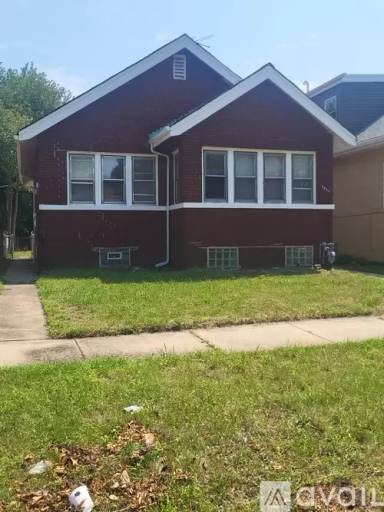 Main picture of 7619 S Merrill Ave
