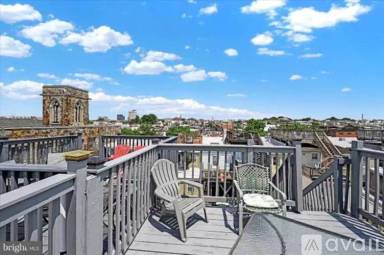 Main picture of 1419 Olive St