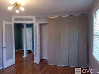 Main picture of 2226 Washington Ave