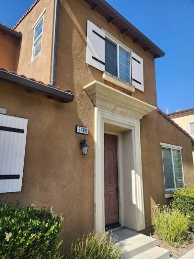Main picture of 37398 Paseo Violeta