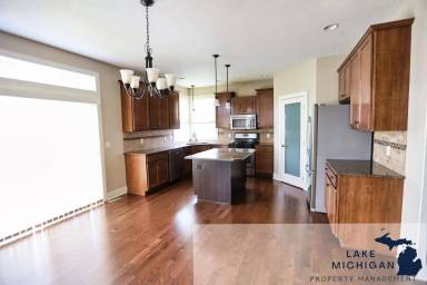 Main picture of 8965 Plantation Dr SW